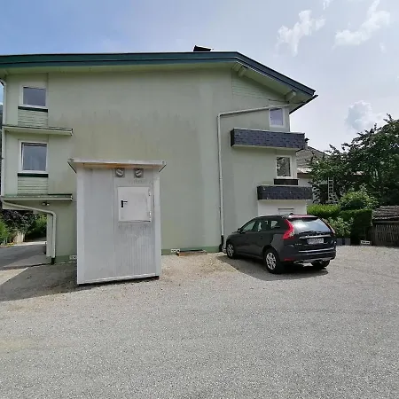 Seestrasse * Döbriach